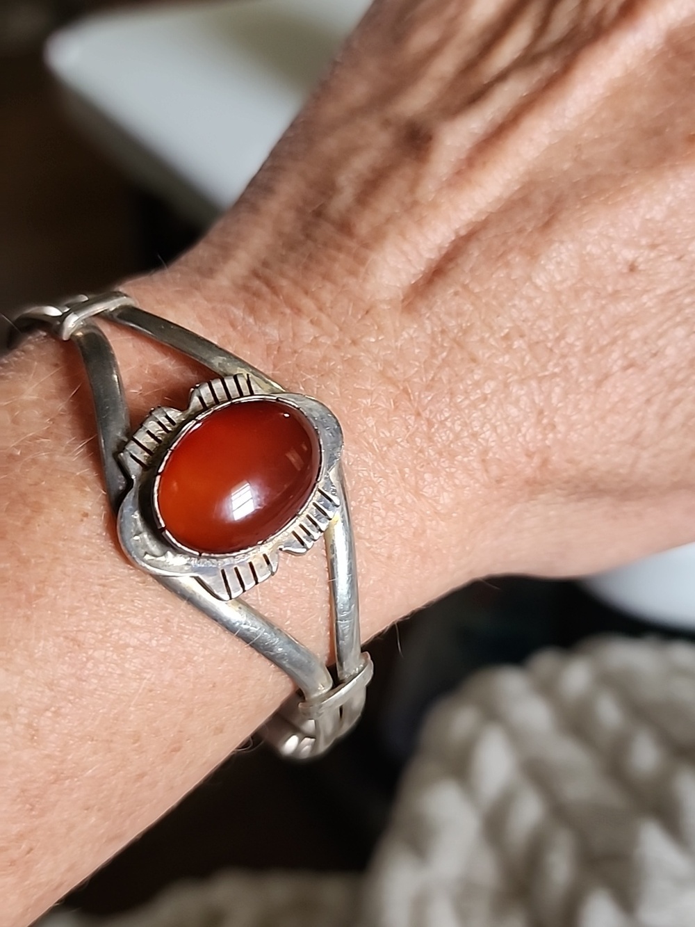 Vintage Sterling silver cuff bracelet with orange stone Fine jewelry